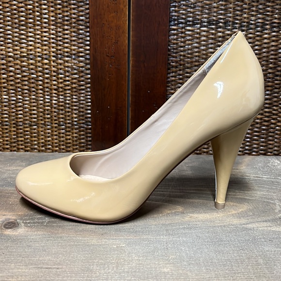 Steve Madden Unityy Blush Leather Patent Heels NWOT - Picture 13 of 14